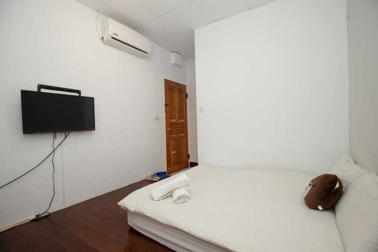 Fengjia Muxia Apartment Taichung Exterior photo