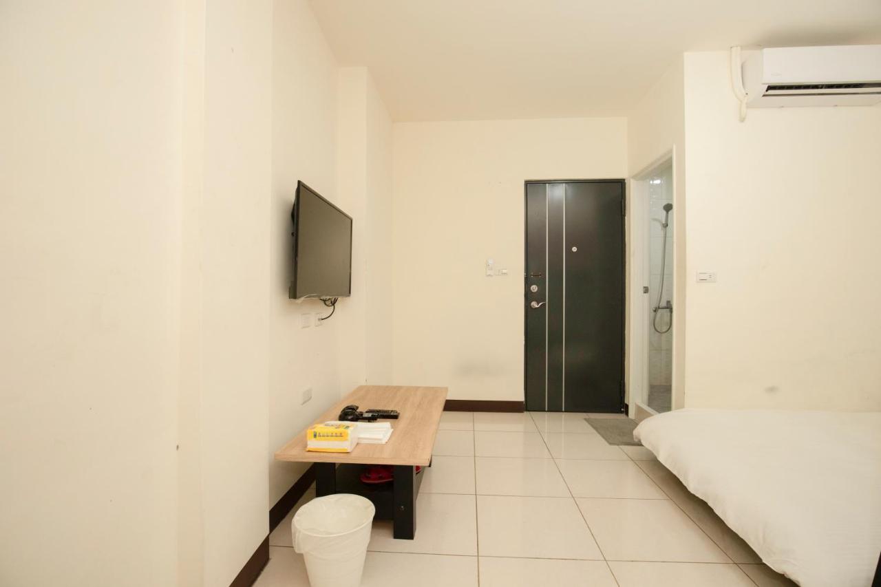 Fengjia Muxia Apartment Taichung Exterior photo