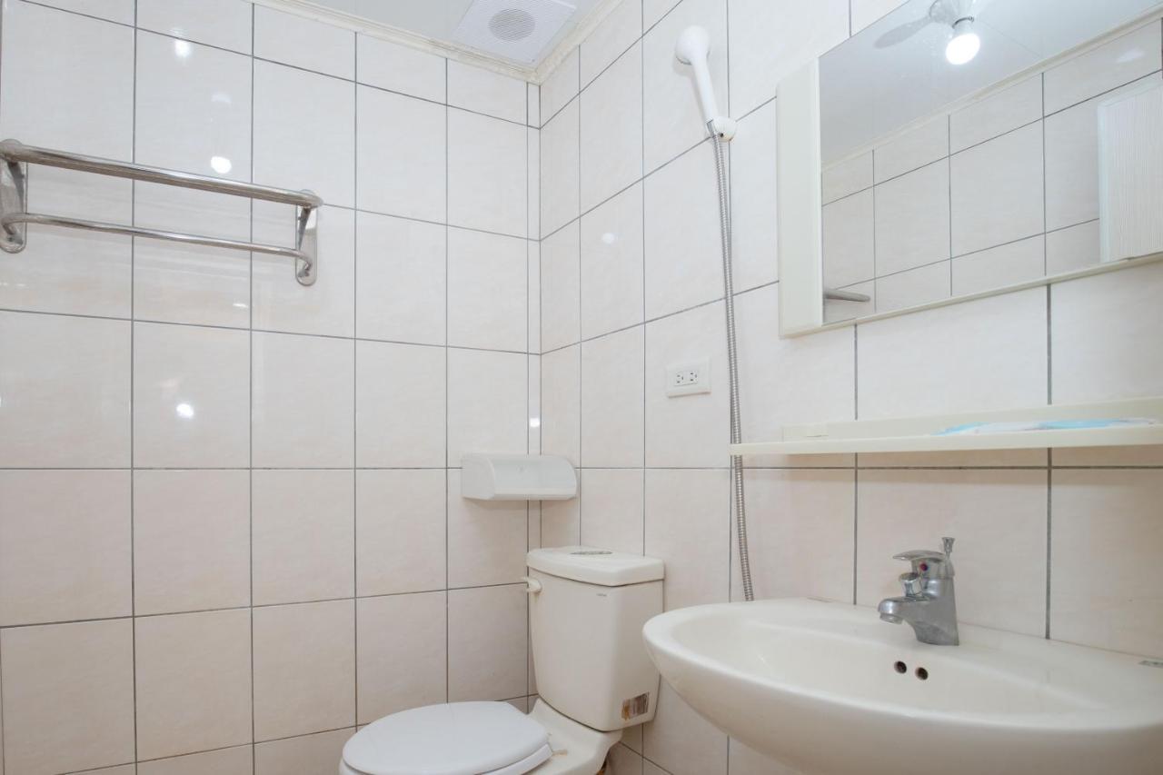 Fengjia Muxia Apartment Taichung Exterior photo